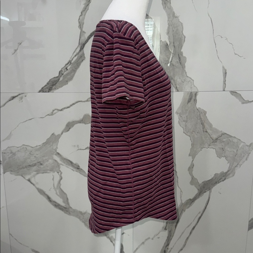 Lululemon Love Tee V Step Stripe Plumful Arctic Plum Pattern Size 10 - Picture 4 of 7